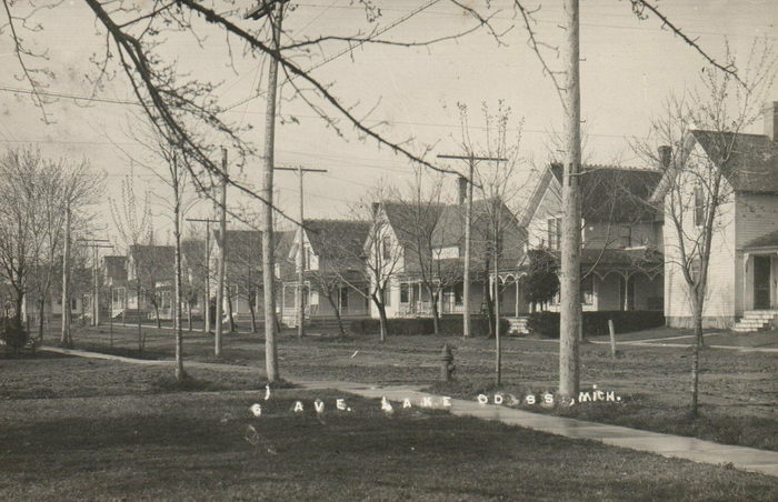 Lake Odessa - Old Post Card Photo (newer photo)